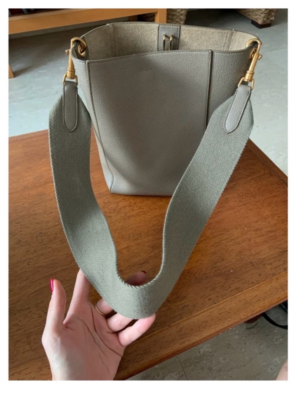 Celine Sangle Small Bucket Bag in soft grained calfskin - Picture 8 of 12
